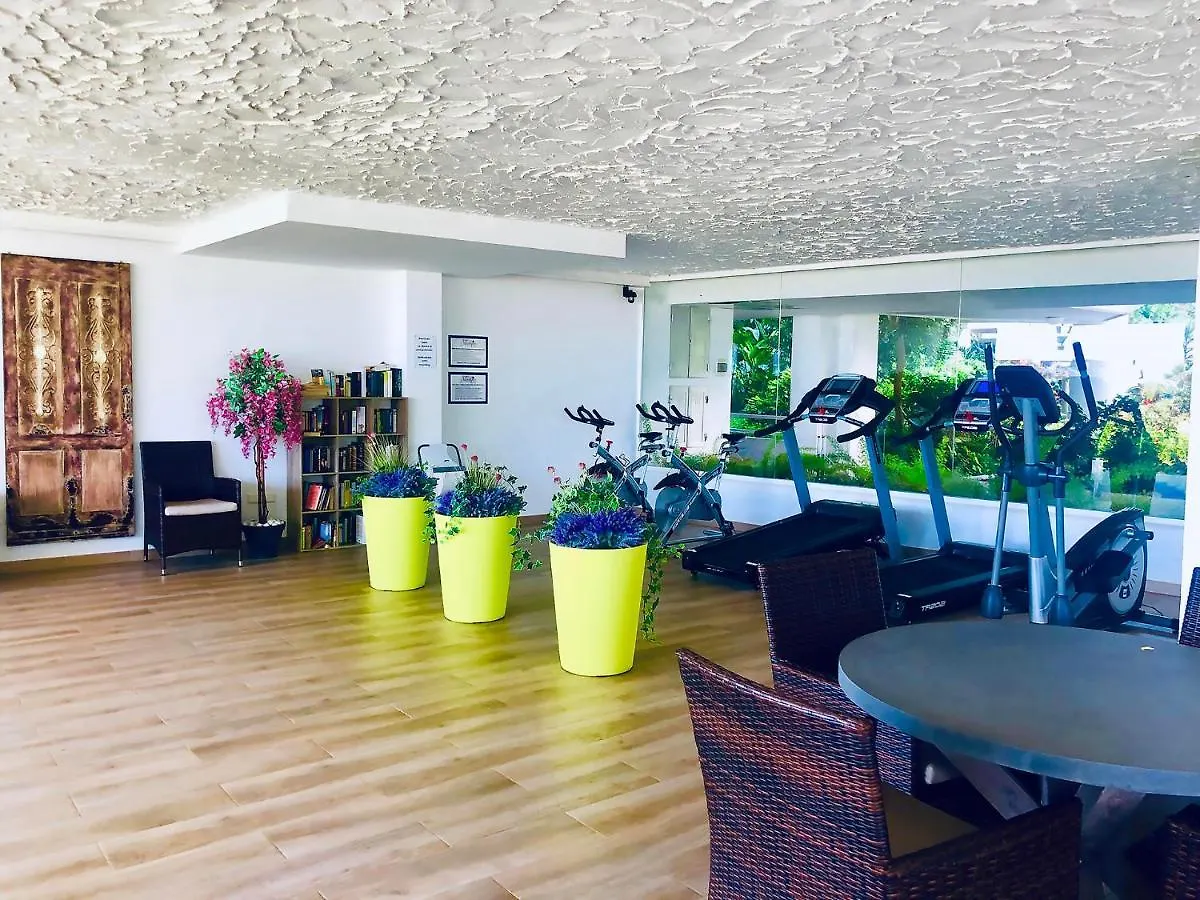 Parque Miraflores Nr. 218. Tennis & South-West Seawiew Apartment La Cala De Mijas Spain